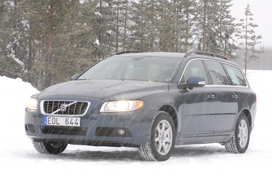  Volvo V70 T6 2007 года  (фото 21 из 64)